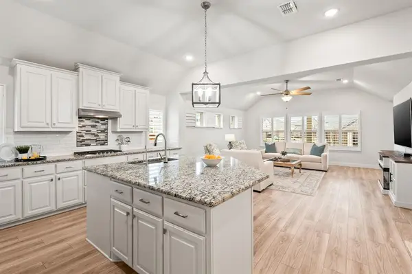 809 Mathew Drive, Anna, TX 75409