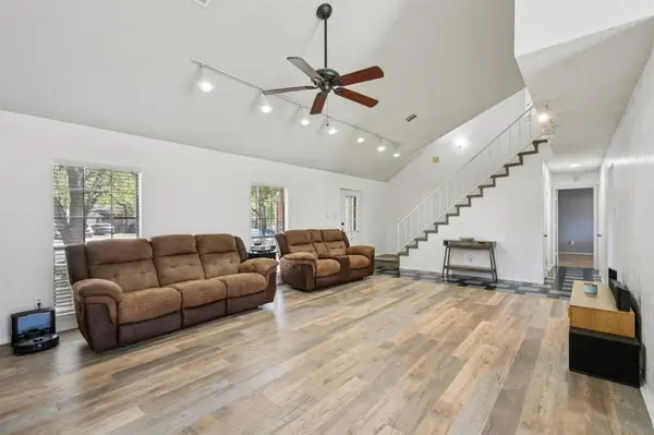 2307 Harrington Court, Euless, TX 76039