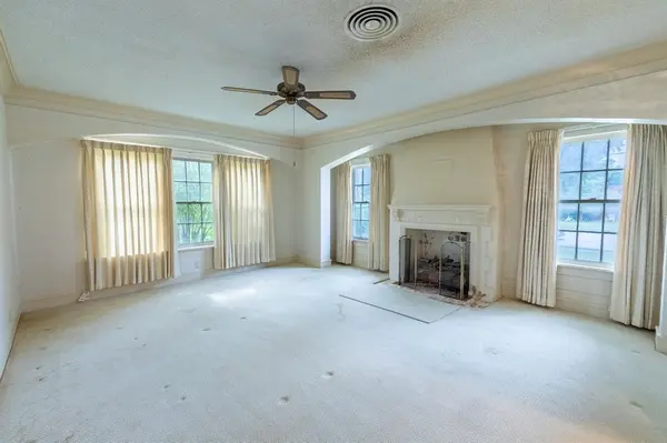 1001 W Walnut Street, Coleman, TX 76834