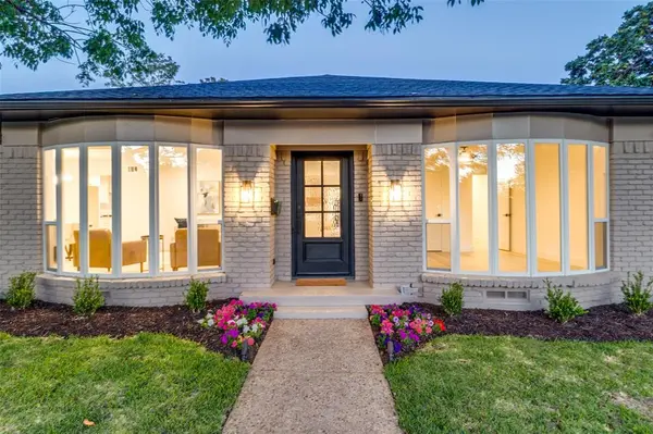 9406 Arborhill Drive, Dallas, TX 75243