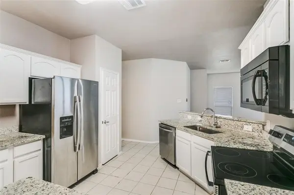 9705 Hedge Bell Drive, Mckinney, TX 75072