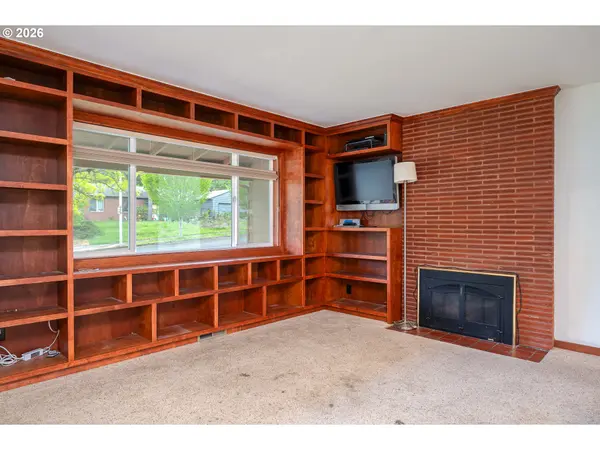 11175 SW BLAKENEY ST, Beaverton, OR 97008