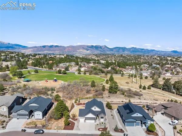 2066 Stanbridge CT, Colorado Springs, CO 80918