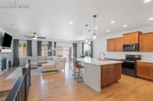 2066 Stanbridge CT, Colorado Springs, CO 80918