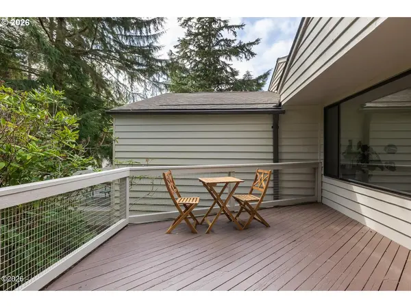 600 ISLAND DR #18, Gleneden Beach, OR 97388