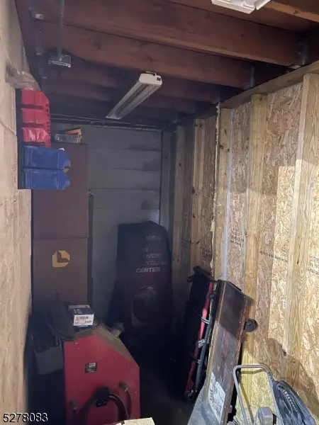 56 Fox St, Phillipsburg Town, NJ 08865