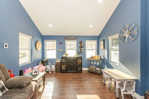 15 Sachem Rd, Jefferson Twp., NJ 07849