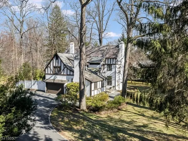 69 Stewart Rd, Essex Fells Twp., NJ 07021