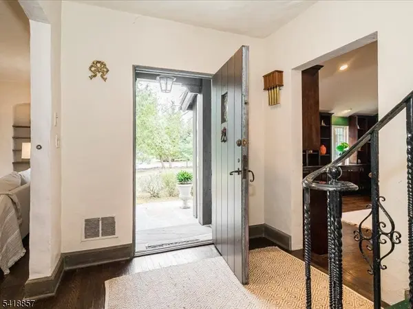 69 Stewart Rd, Essex Fells Twp., NJ 07021