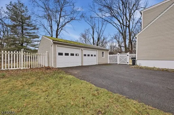 131 De Hart St, Lincoln Park Boro, NJ 07035