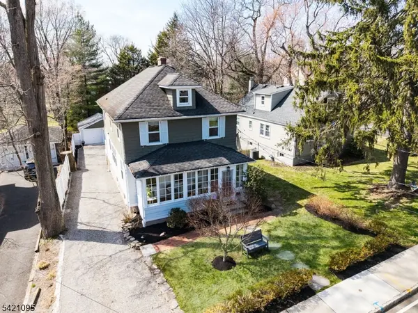 65 Division Ave, New Providence Boro, NJ 07974