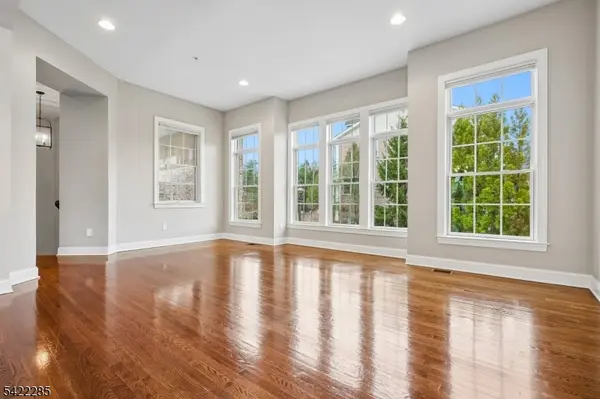 6 Howland Ter, Morris Twp., NJ 07960