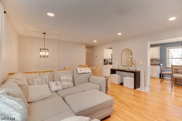 13 Chestnut St, Vernon Twp., NJ 07422