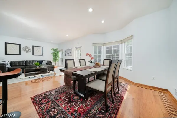 20 Pine Valley Rd, Livingston Twp., NJ 07039