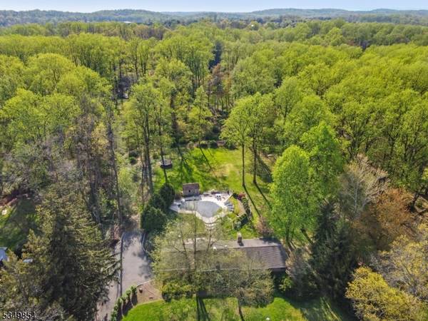 13 Skyline Dr, Warren Twp., NJ 07059