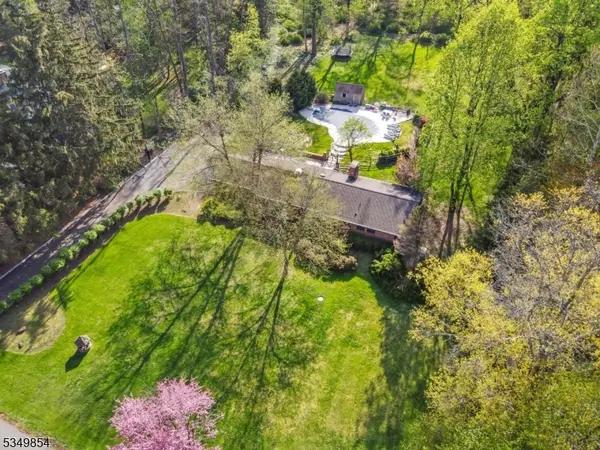 13 Skyline Dr, Warren Twp., NJ 07059