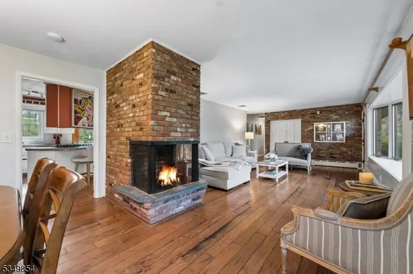 13 Skyline Dr, Warren Twp., NJ 07059