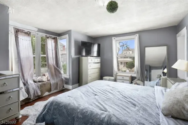 129 Greenwood Ave, East Orange City, NJ 07017