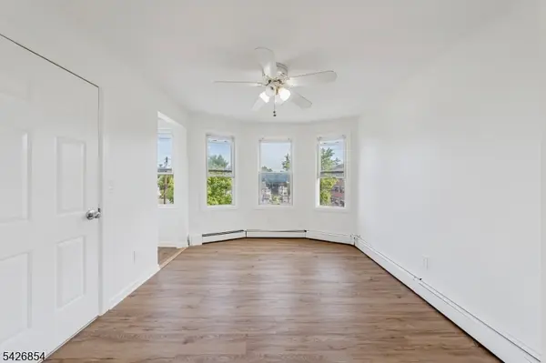 27 Monsignor Owens Pl #2, Nutley Twp., NJ 07110