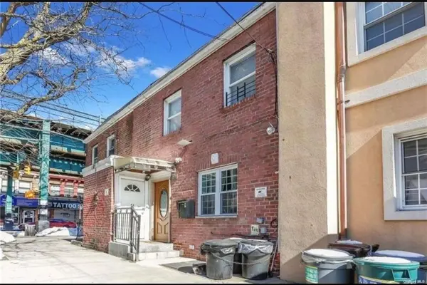 86-61 77th ST, Woodhaven, NY 11421