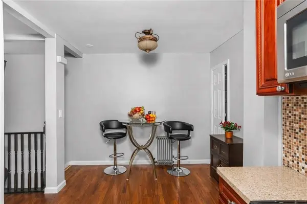 86-61 77th ST, Woodhaven, NY 11421