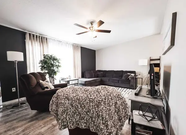 10705 101 AVE, La Crete, AB T0H2H0