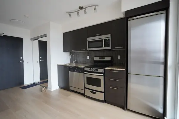 775 King ST W #316, Toronto C01, ON M5V 1N4