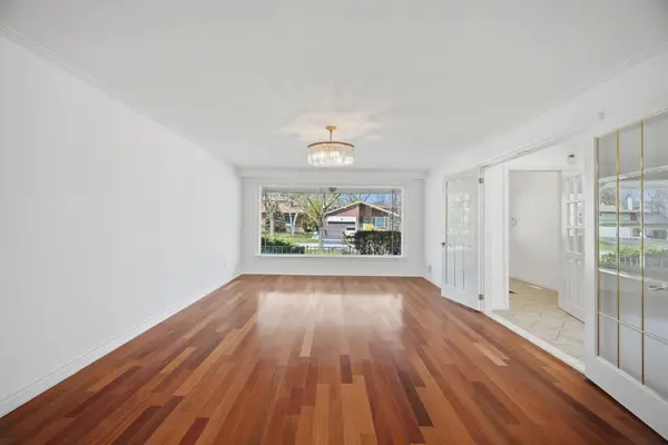 53 Bestview DR, Toronto C15, ON M2M 2X8