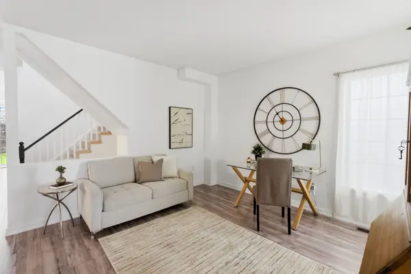 1086 Songbird DR, Oshawa, ON L1K 2Y9