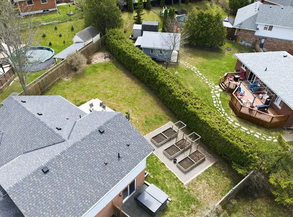 11 Lynn CRES, Brock, ON L0E 1E0