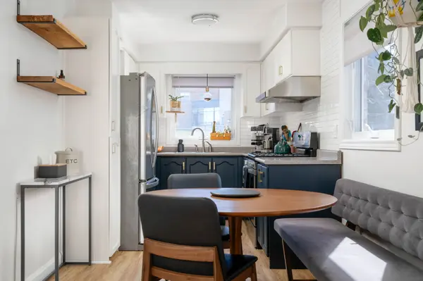 510 Pickering CRES, Newmarket, ON L3Y 8H1