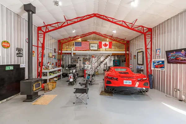 1046 County 124 RD N, Clearview, ON N0C 1M0