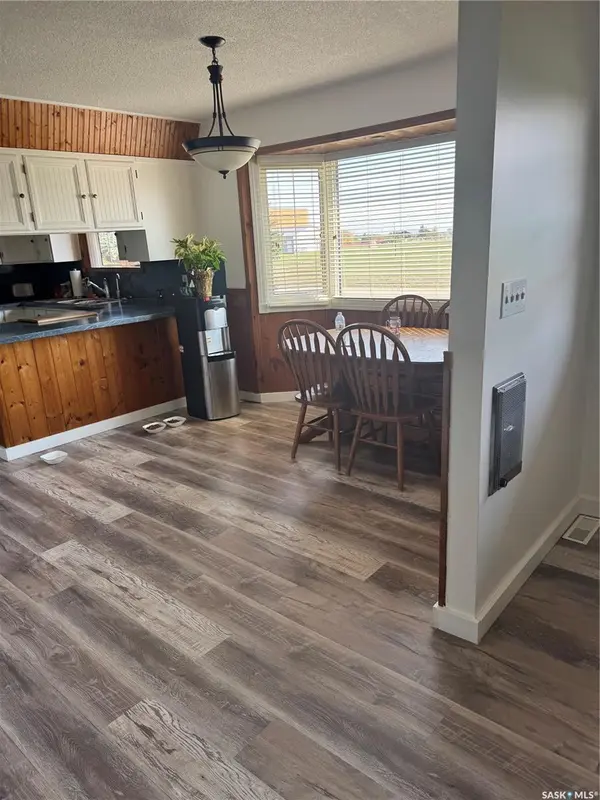 203 MacDonald STREET, Stockholm, SK S0A 3Y0