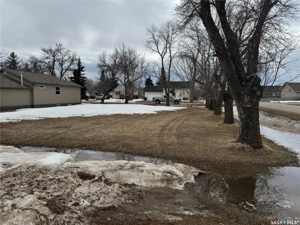 408 1st AVENUE S, Hepburn, SK S0K 1Z0