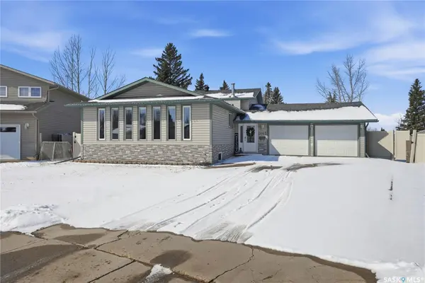 1643 General CRESCENT, Moose Jaw, SK S6H 6M2
