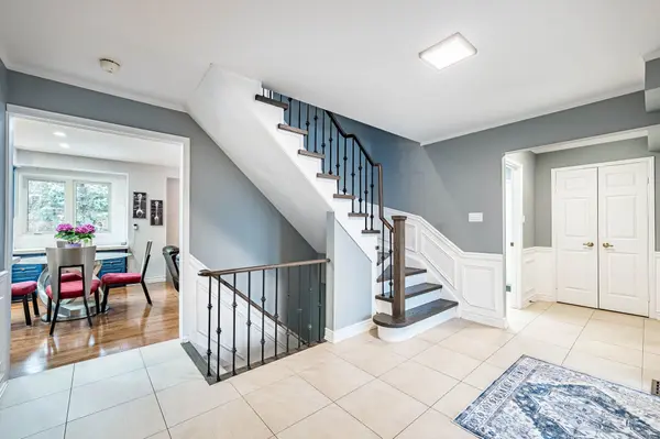 8 Wadsworth CIR, Brampton, ON L6Z 1W7