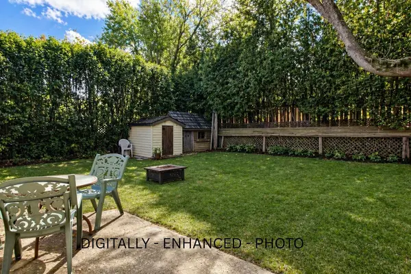 26 Cardwell ST, Orangeville, ON L9W 2V6