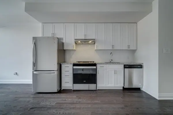 4 Wild Rose GDNS, Toronto W04, ON M6L 0A5