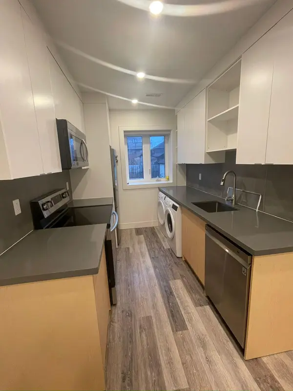 71 Chamberlain AVE #Main, Toronto W04, ON M6E 4J9