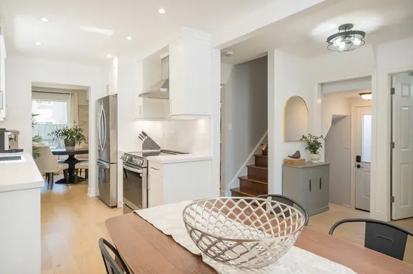 517 Beaver CT, Milton, ON L9T 4A7