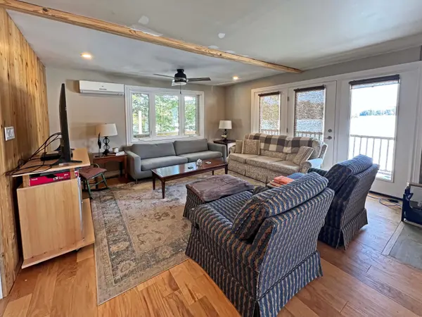 24A Rocco's LN, Seguin, ON P2A 2W8