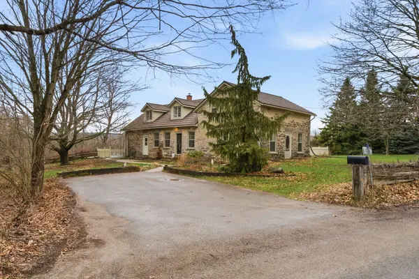 1405 Clearview RD, Centre Hastings, ON K0K 2Y0