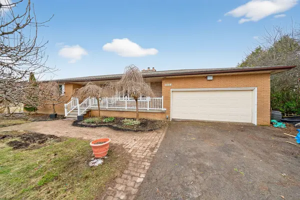 1549 Guyatt RD, Hamilton, ON L0R 1C0