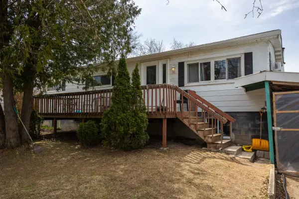 9 Hector ST, South Bruce Peninsula, ON N0H 2T0