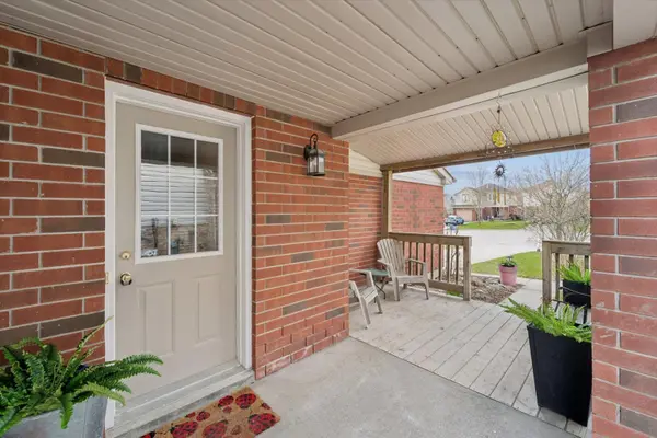 31 Lang CT, Kawartha Lakes, ON K9V 6E5