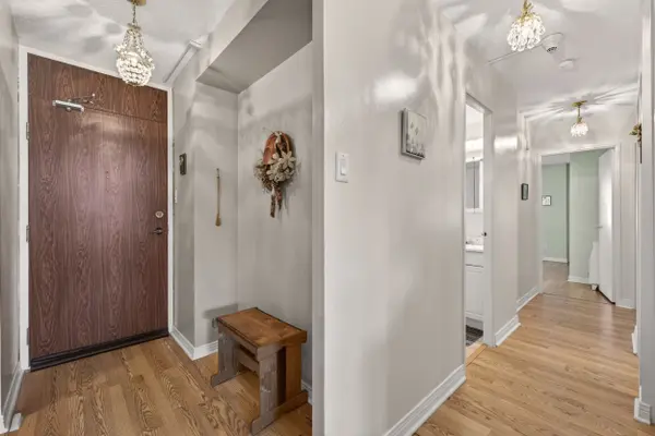 2000 Jasmine CRES #209, Beacon Hill North - South And Area, ON K1J 8K4