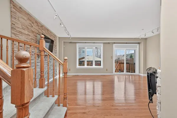 102 Windance CRES, Kanata, ON K2W 0A7