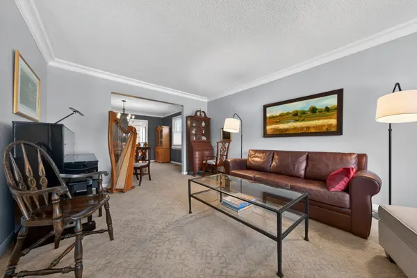 83 Guildford CRES, London South, ON N6J 3Y3