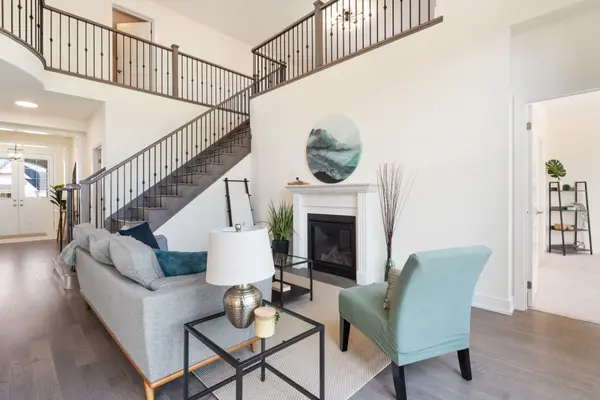 11 Blue Heron DR, Quinte West, ON K0K 1L0