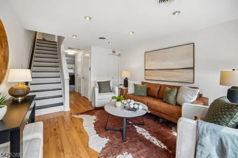 57 Church St, Unit C, South Orange Village Twp., NJ 07079